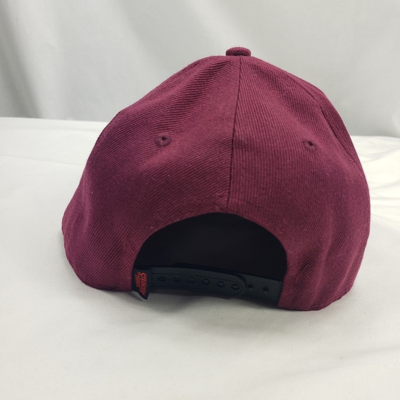 Stranger Things Demogorgon SnapBack Hat - Picture 2 of 5